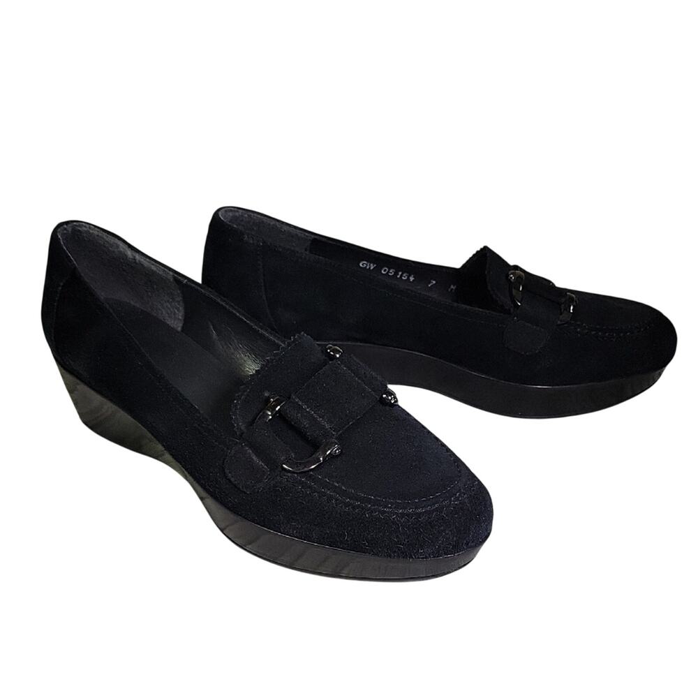 Stuart Weitzman Black Suede Wedge Loafers Womens Size 7